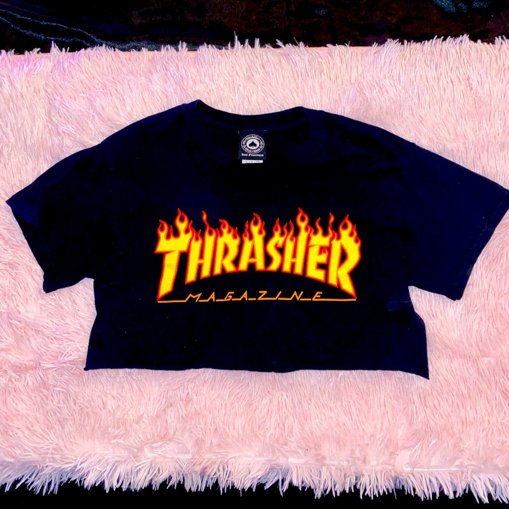 ❗️3 for $25❗️Thrasher Cropped Tshirt